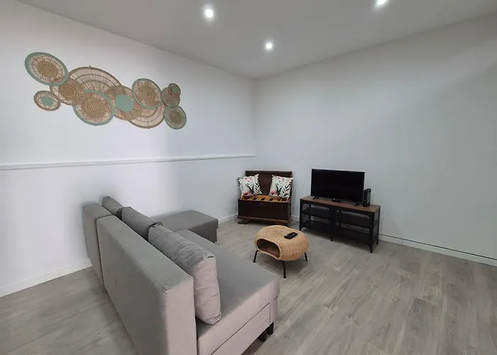 Pera Holiday House
