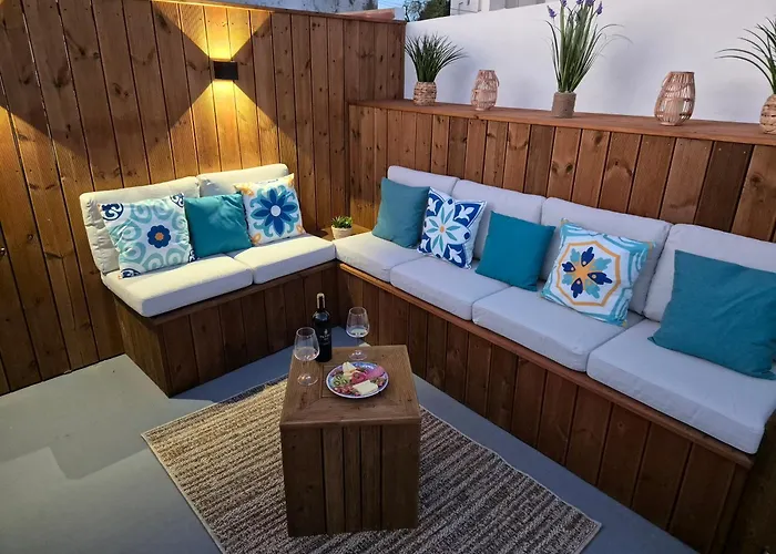Pera Holiday House
